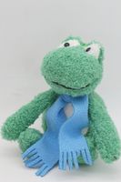 Мягкая игрушка Лягушка Синдерелла самая младшая 15/19 см, с присоской и кольцом, в голубом флисовом шарфе, 01009915C-85