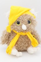 Мягкая игрушка Сова Лия темная, 24 см в жёлтых колпаке с кисточкой и шарфе, 08184C24-29-67