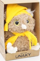 Мягкая игрушка в средней подарочной коробке Сова Лия, темная, в жёлтых колпаке с кисточкой и шарфе, 08184C24-29-67M