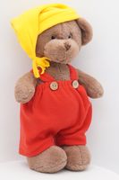Мягкая игрушка Мишка Аха &quote;Шоколад&quote;, 33см, в красном комбинезоне и жёлтом колпаке с кисточкой, 904533S-21-29